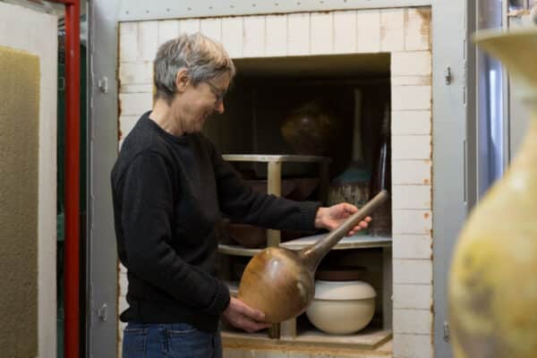 *PRE-ORDER* Developing Glazes: Low-Fire Reduction and Oxidation - Image 2