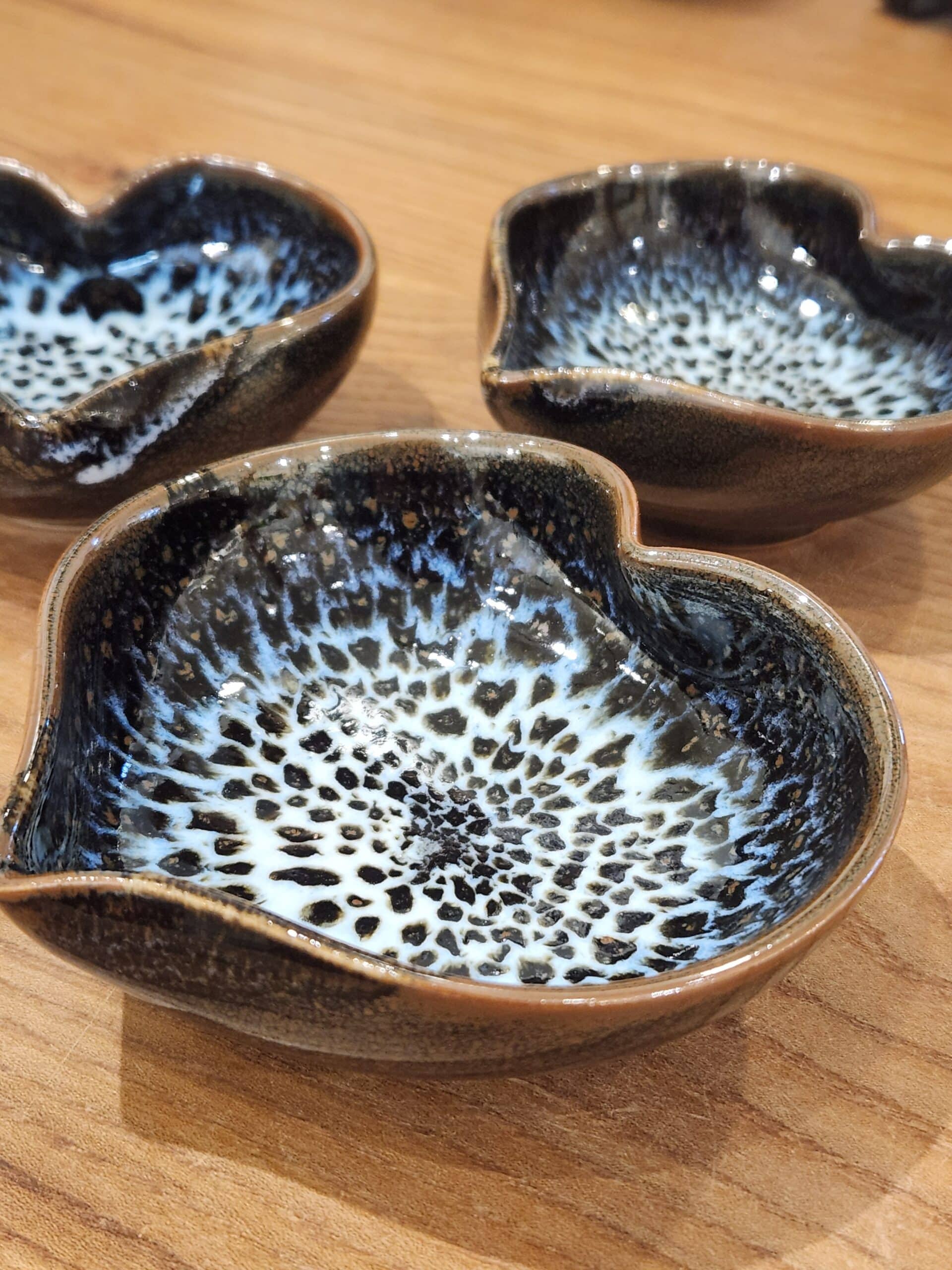 Heart bowls- oil spot